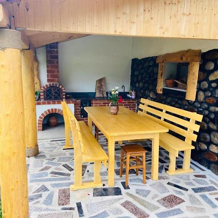 Casa De Vacanta Motata Novaci-Străini Exterior foto